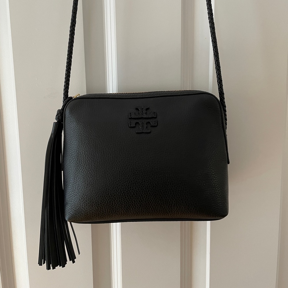NWT Tory Burch Black Leather Crossbody Purse.